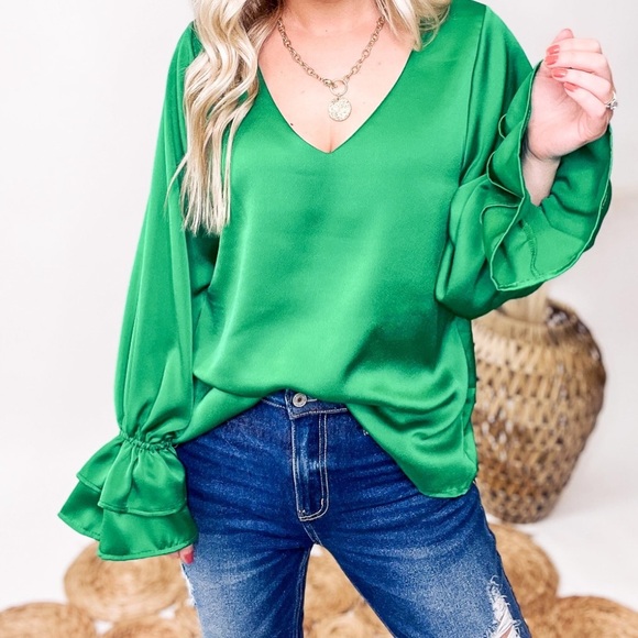 Haus of Bebe Rae Boutique Green Satin Ruffle Sleeve Blouse - Picture 7 of 8